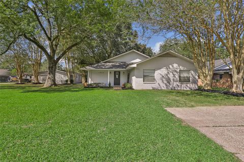 Photo of 1933 N San Jacinto Street, Liberty, TX 77575 (MLS # 58872585)