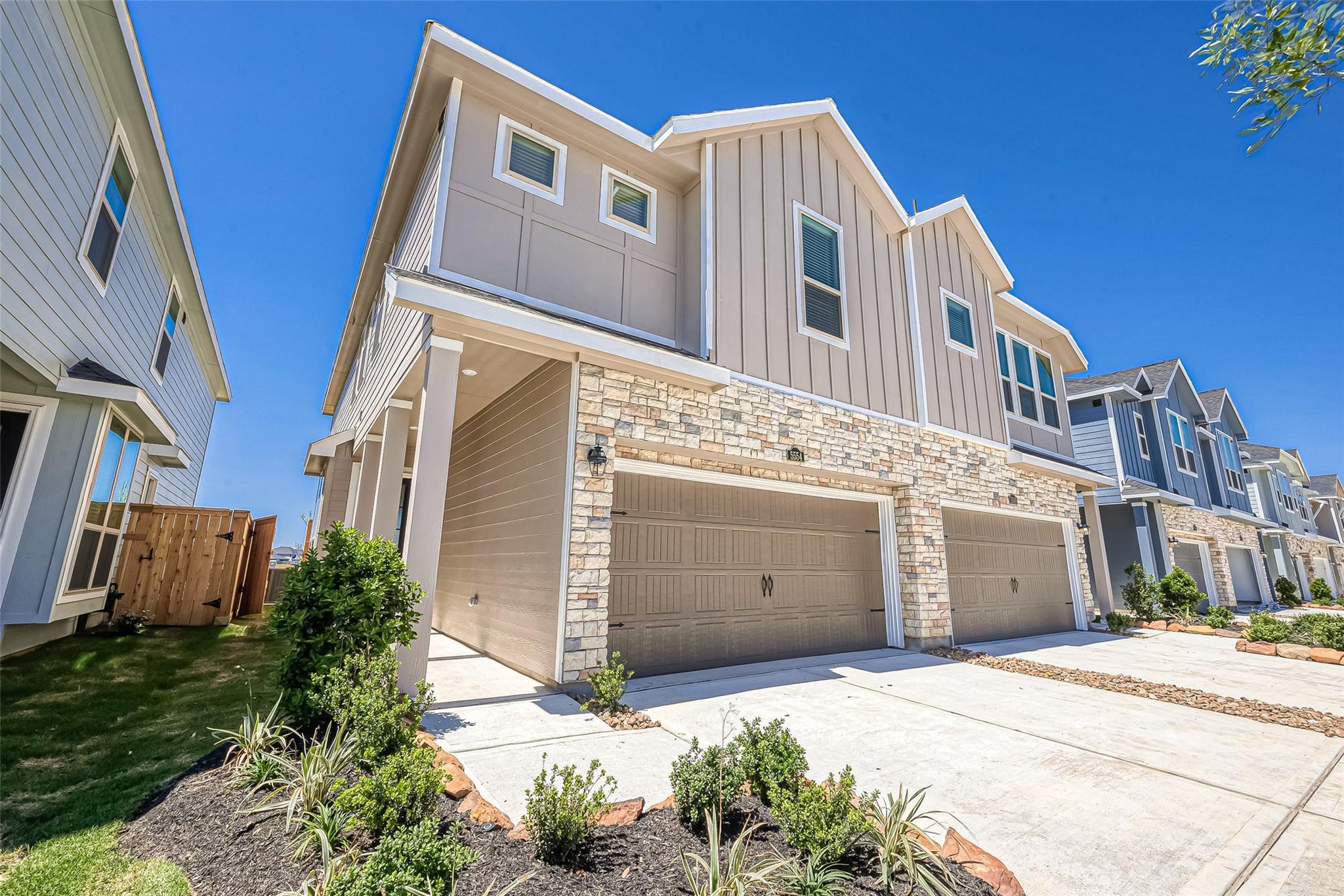 5554 Amber Brook Lane