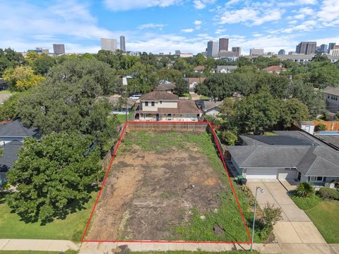 Photo of 5514 Pagewood Lane, Houston, TX 77056 (MLS # 90355442) Photo of 5514 Pagewood Lane, Houston, TX 77056 (MLS # 90355442)