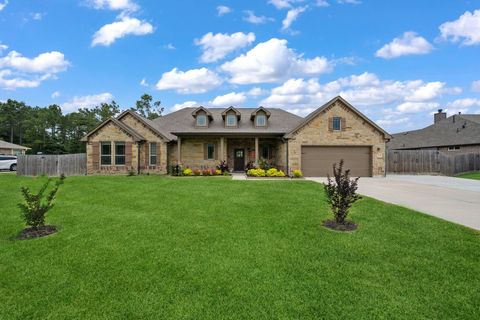 Photo of 16429 Stonewall Street, Conroe, TX 77303 (MLS # 86319388)