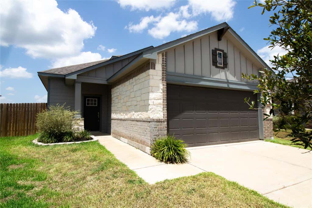 Photo of 14706 Pinion Court, Conroe, TX 77302 (MLS # 25641266)