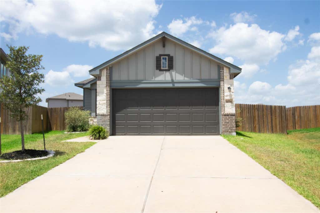 Photo of 14706 Pinion Court, Conroe, TX 77302 (MLS # 25641266)