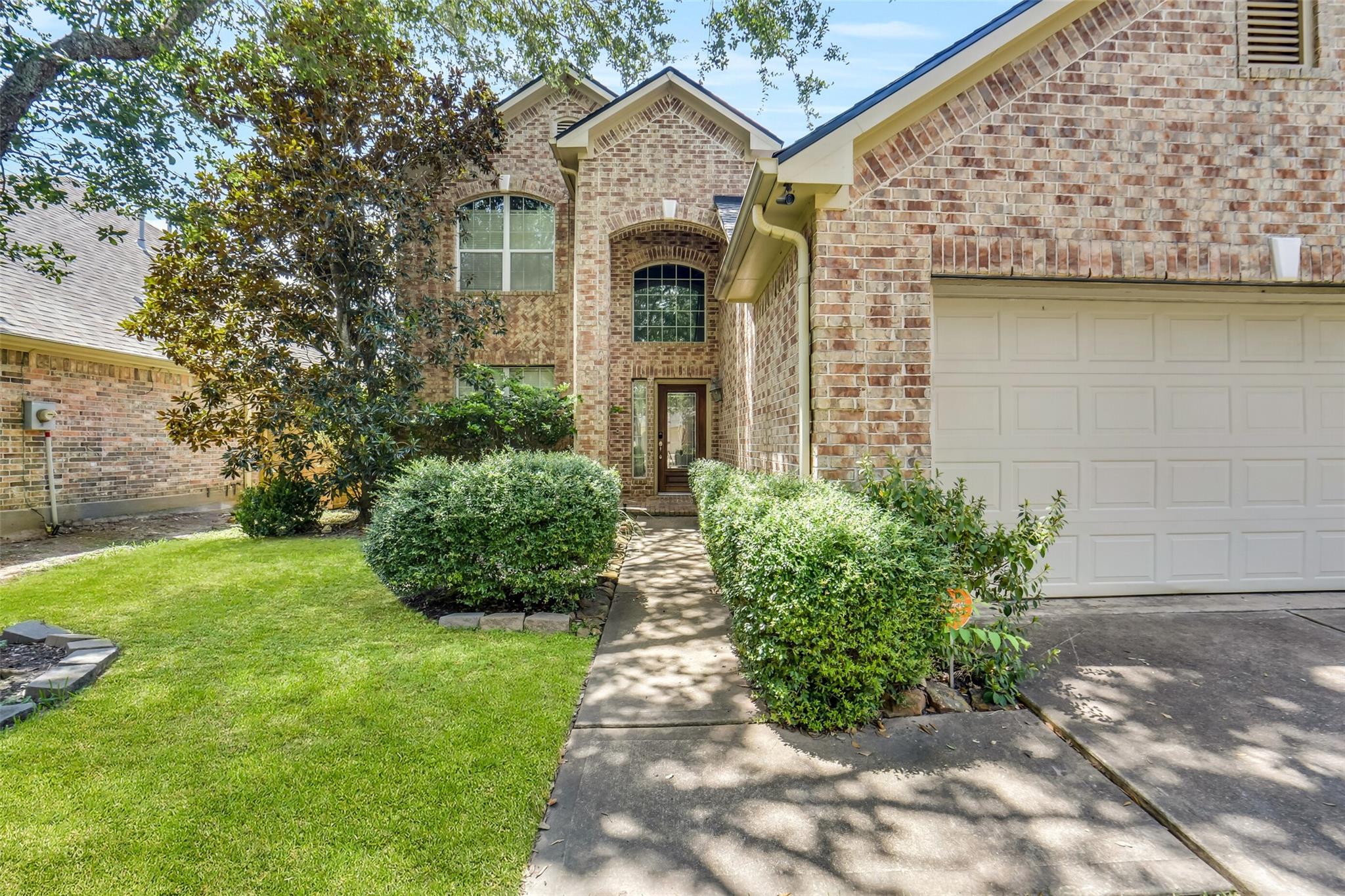 7927 Ascot Garden