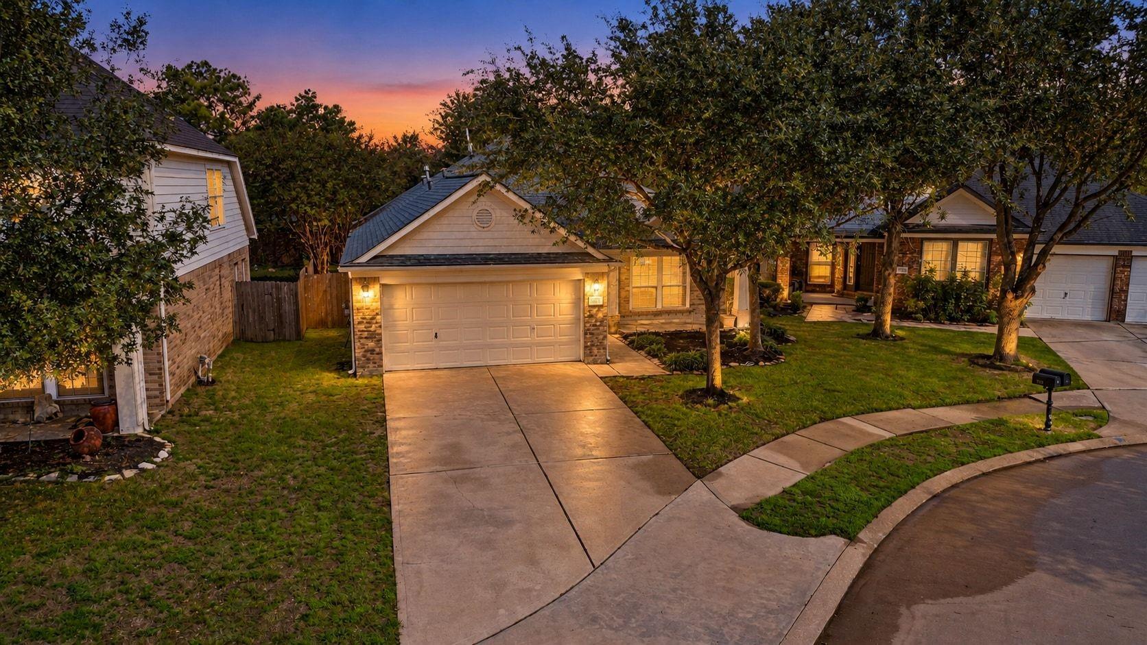 15355 Ochre Leaf Trail