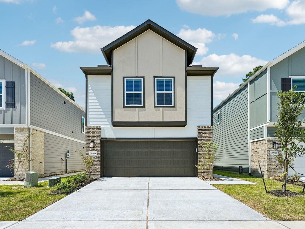Photo of 19939 Emerald Bend Way, Atascocita, TX 77346 (MLS # 85456568)