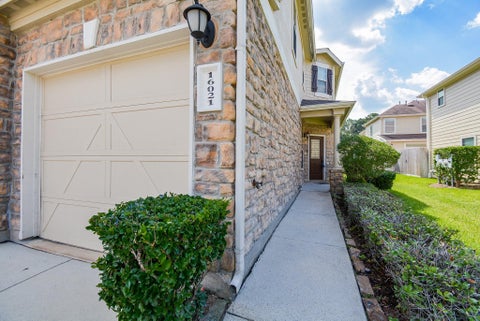 Tiny photo for 16021 Summerville Lake Drive, Tomball, TX 77377 (MLS # 87690061)