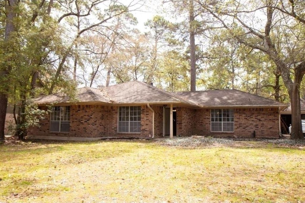 Photo of 1918 Crystal Springs Drive, Houston, TX 77339 (MLS # 83983221)