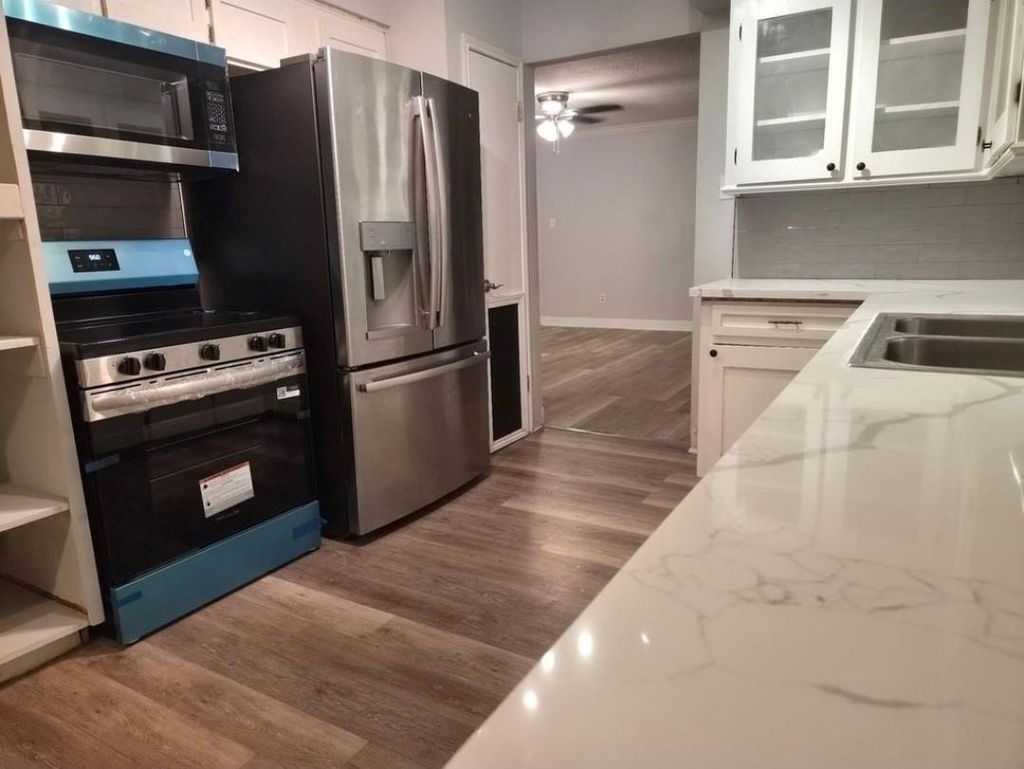 Photo of 1918 Crystal Springs Drive, Houston, TX 77339 (MLS # 83983221)