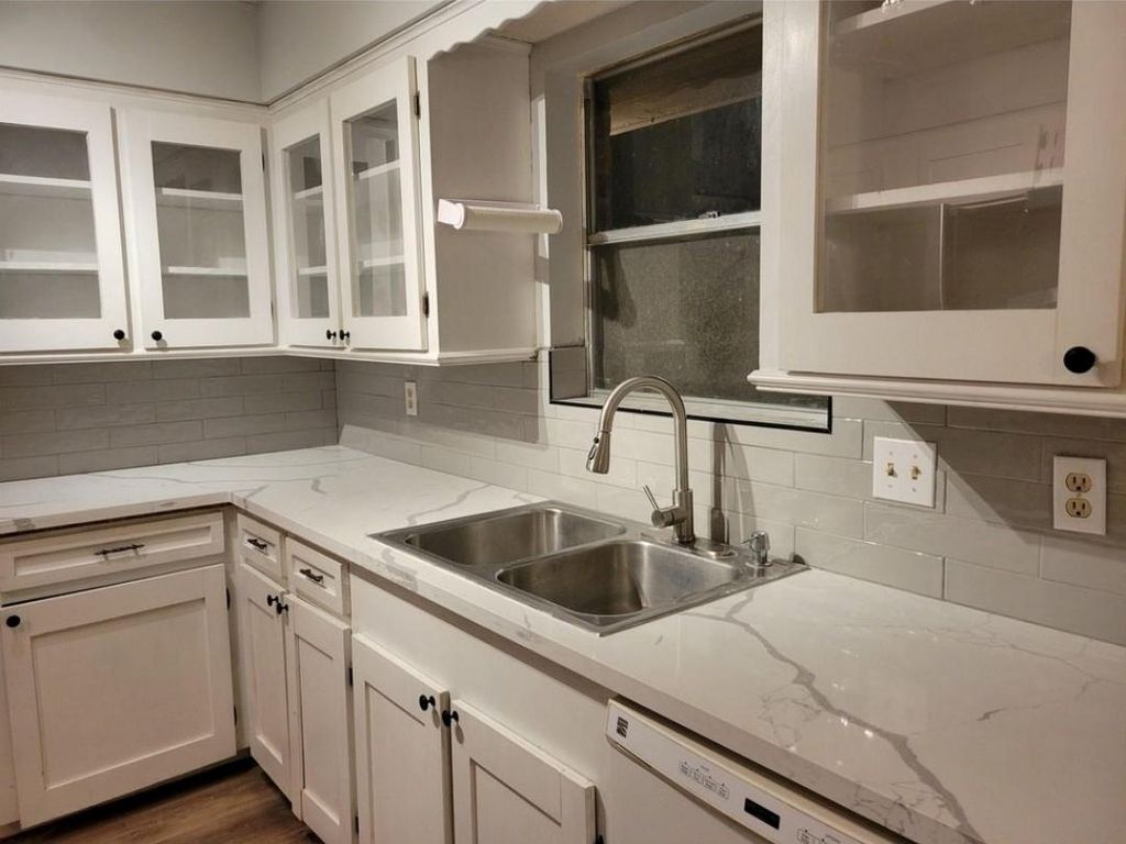 Photo of 1918 Crystal Springs Drive, Houston, TX 77339 (MLS # 83983221)