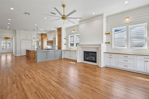 Tiny photo for 1119 E 7th 1/2 Street, Houston, TX 77009 (MLS # 65855810)