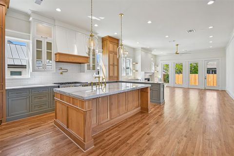 Tiny photo for 1119 E 7th 1/2 Street, Houston, TX 77009 (MLS # 65855810)