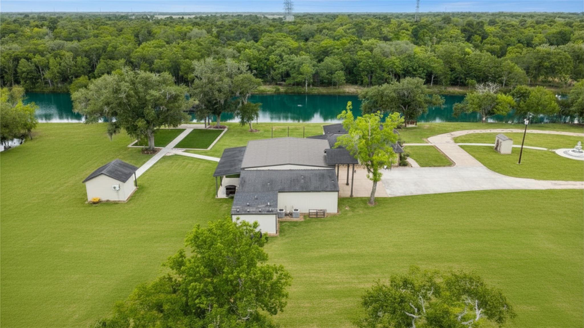 3006 Fm 521 Road