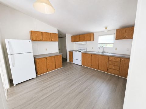 Tiny photo for 120 Acorn, Livingston, TX 77351 (MLS # 75798635)