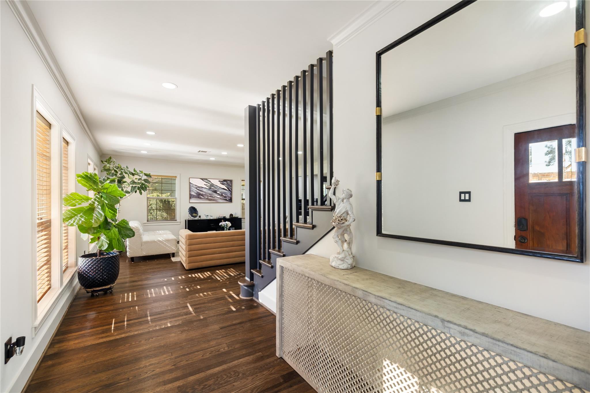 516 W 30th Street