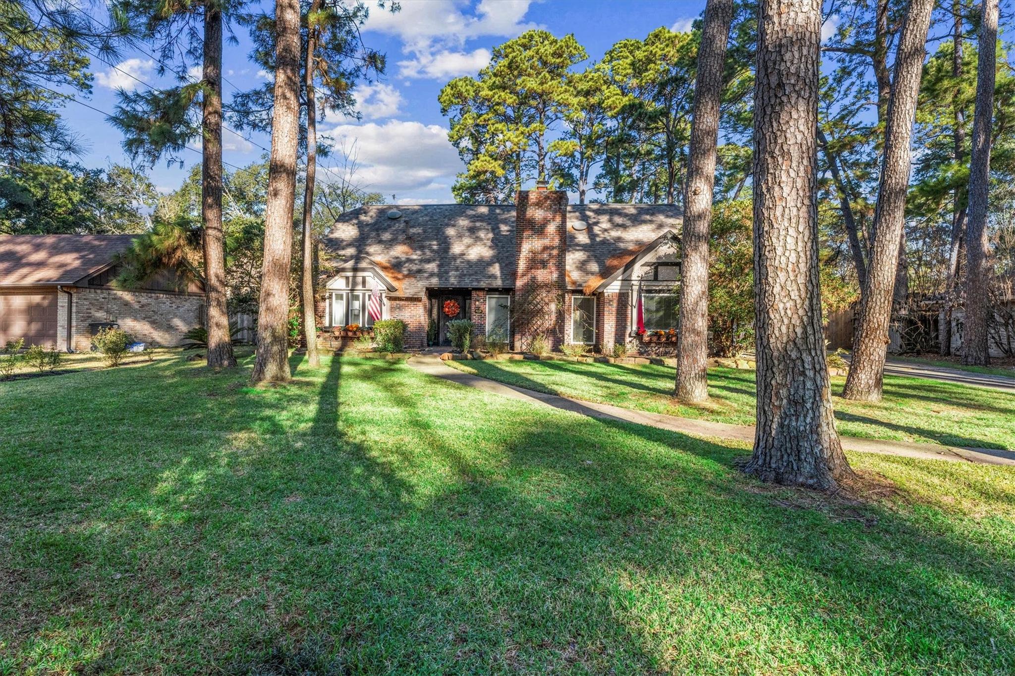 8118 Oak Moss Drive