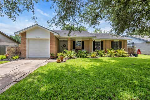 Photo of 2535 Jeb Stuart Court, League City, TX 77573 (MLS # 14552386)