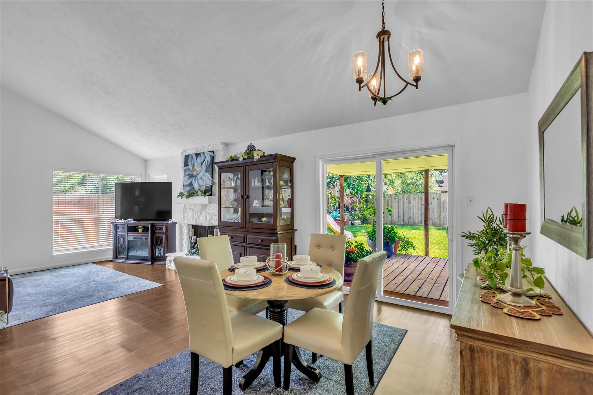 2535 Jeb Stuart Court