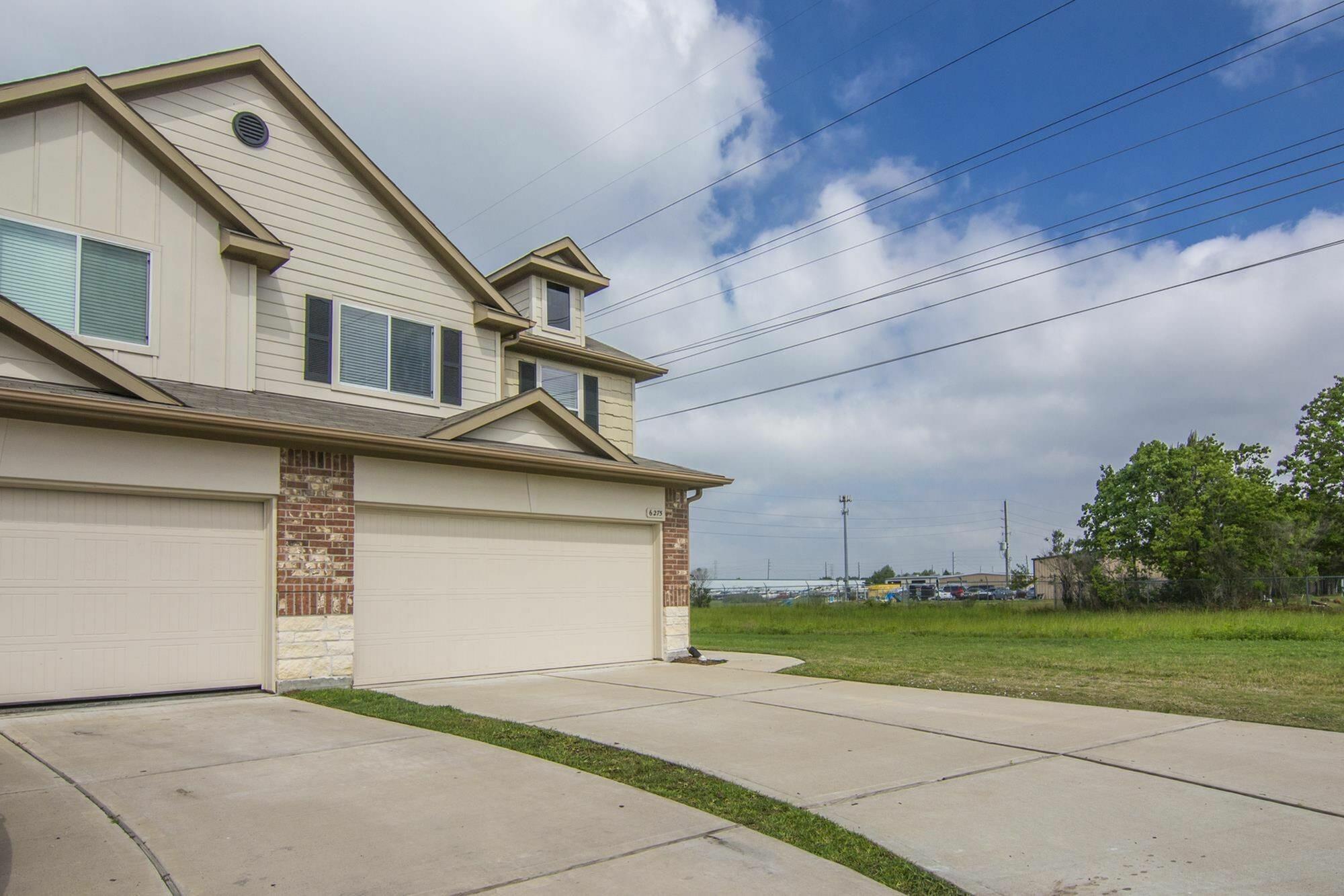 6275 Brenwood Circle