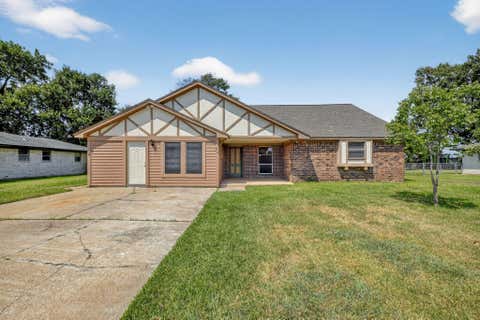 Homes For Sale - 206 Staples Drive<br/> Baytown, TX 77523