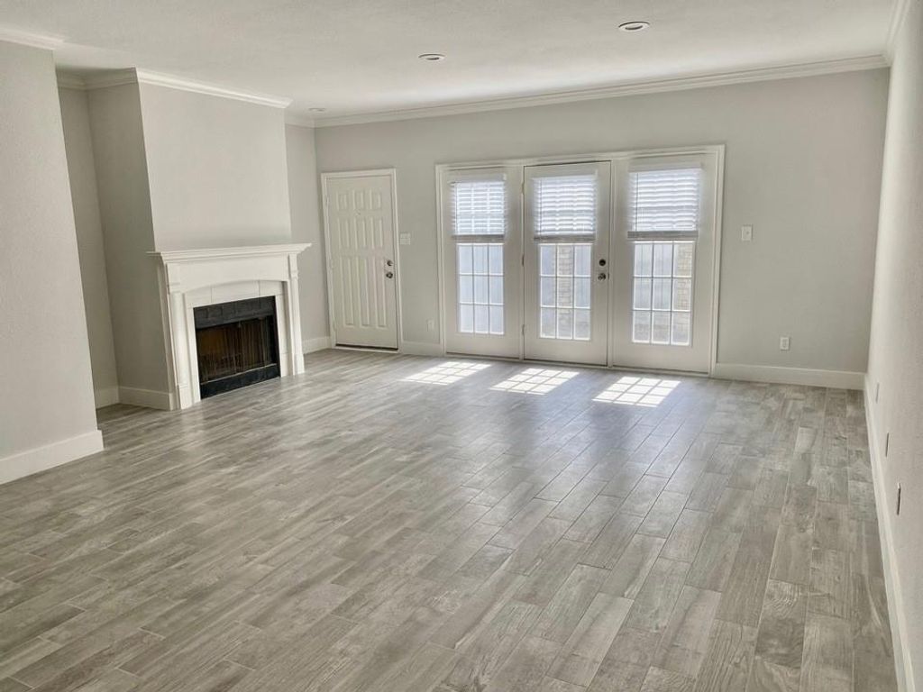 Photo of 632 Wilcrest Drive #632, Houston, TX 77042 (MLS # 18499243)