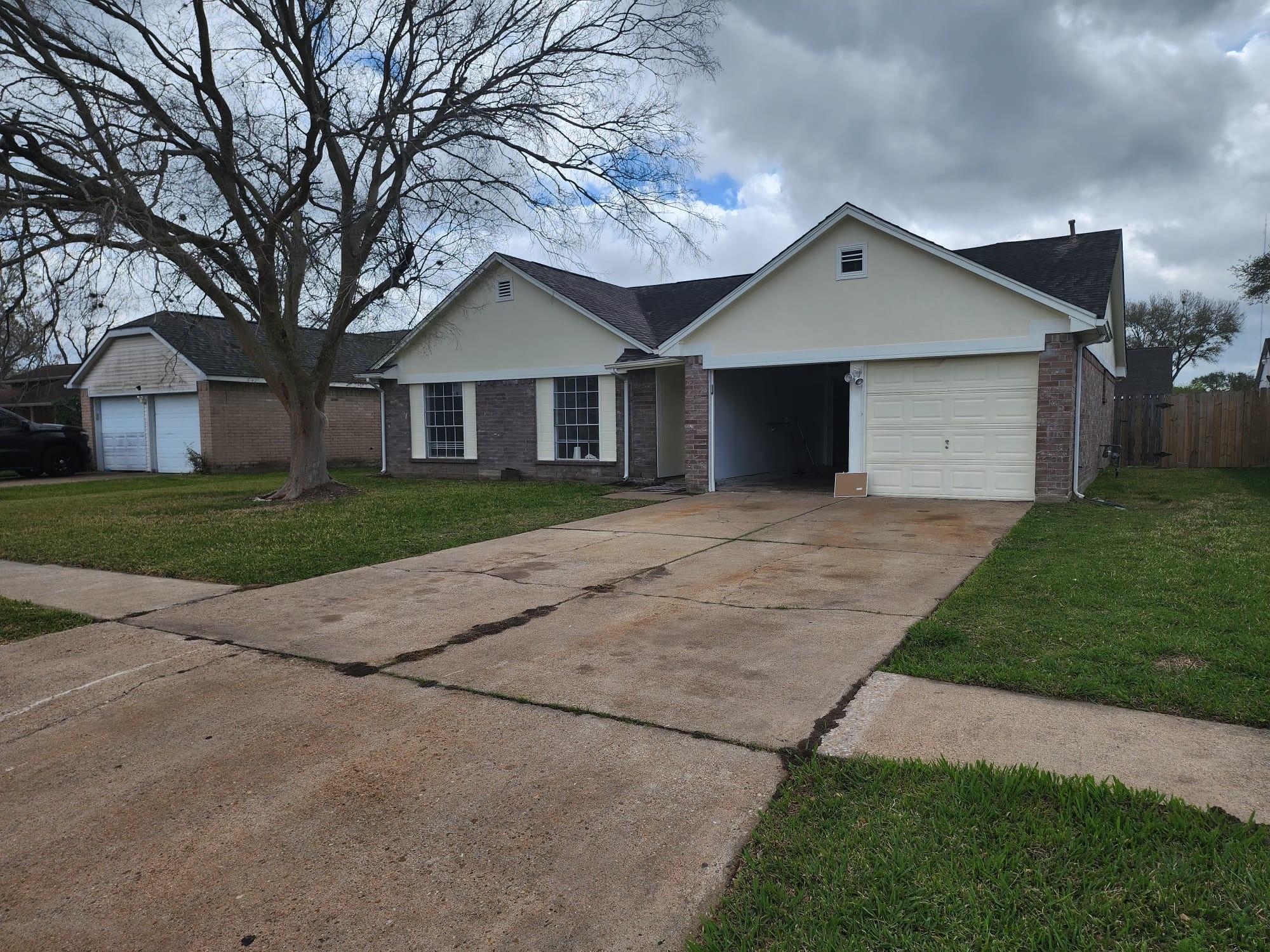 715 Beechbend Drive