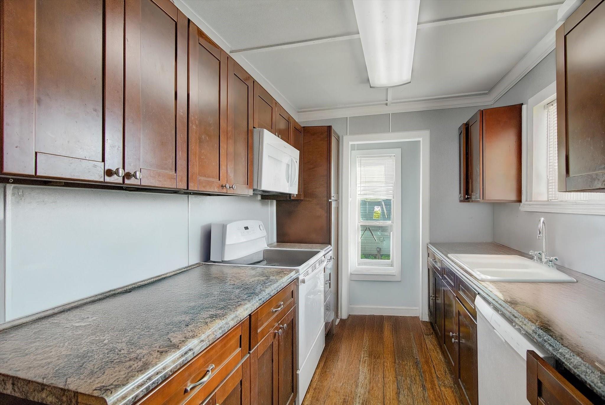 14929 Henry Road