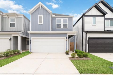 Photo of 3530 Blue Mockingbird St Street, Katy, TX 77494 (MLS # 33270022)