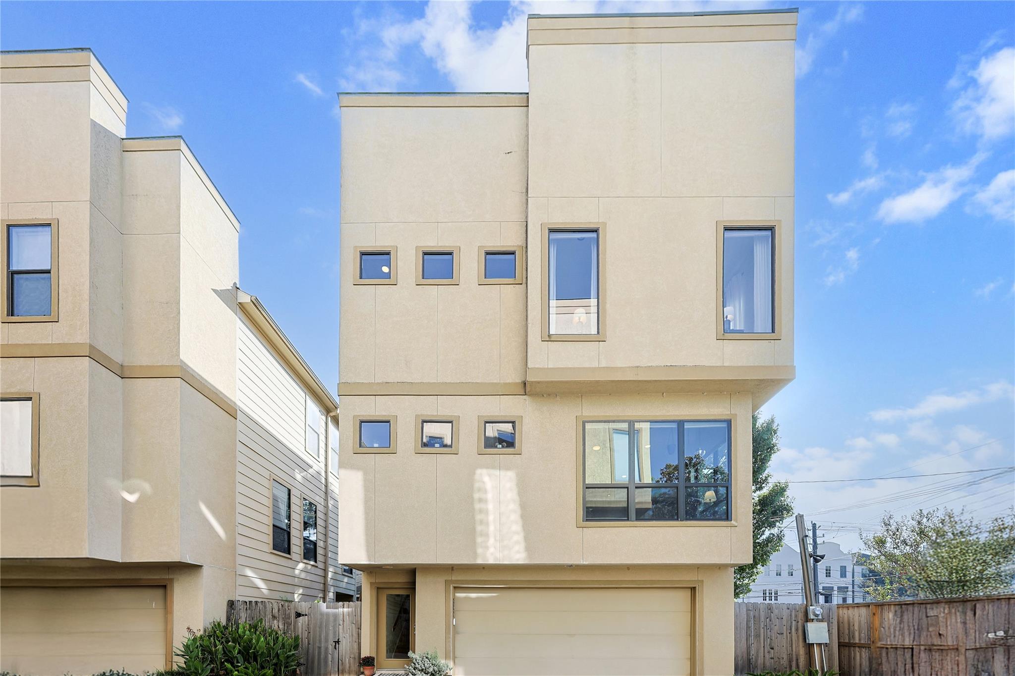 1105 W 21st Street A