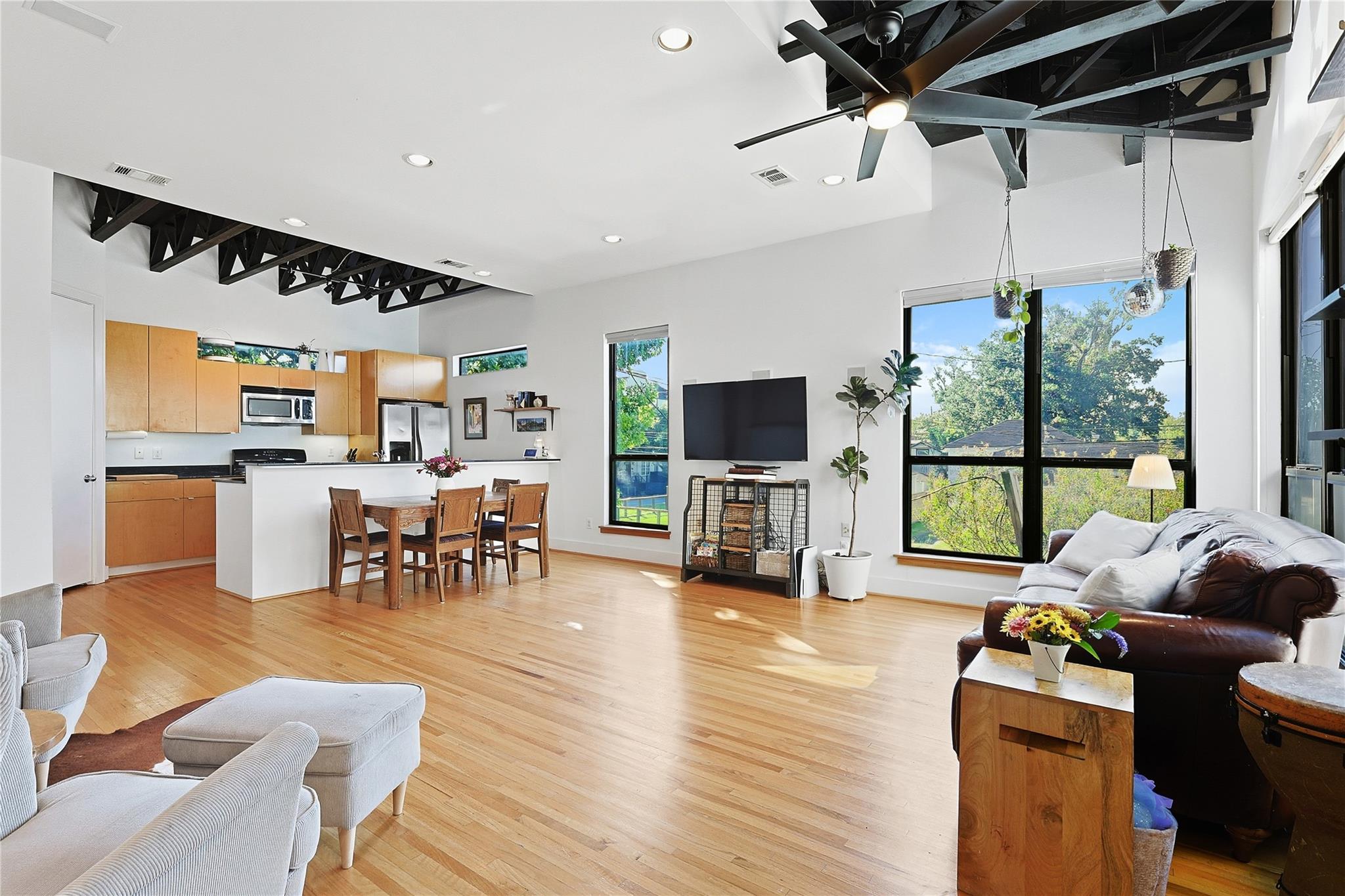 1105 W 21st Street A