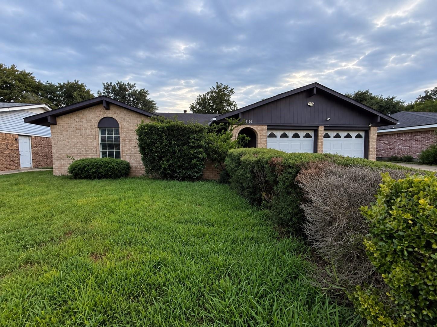4120 Donerail Drive