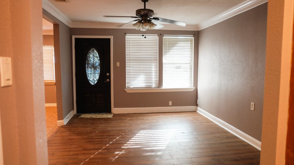 Photo of 10118 Buffum Street, Houston, TX 77051 (MLS # 55133047)