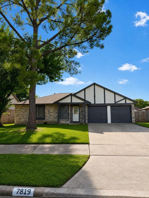 Photo of 7819 Breda Drive, Baytown, TX 77521 (MLS # 91354313)