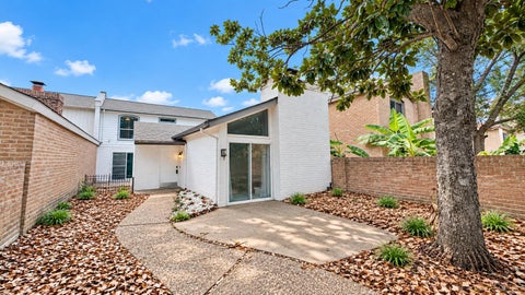 Photo of 4714 N Cashel Circle, Houston, TX 77069 (MLS # 51141603)