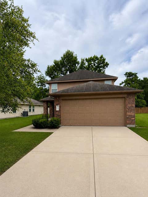 Photo of 3110 This Way, Houston, TX 77339 (MLS # 9802398)