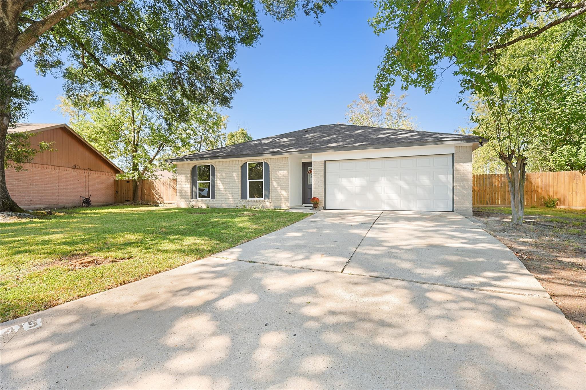 11415 Echo Ledge Street