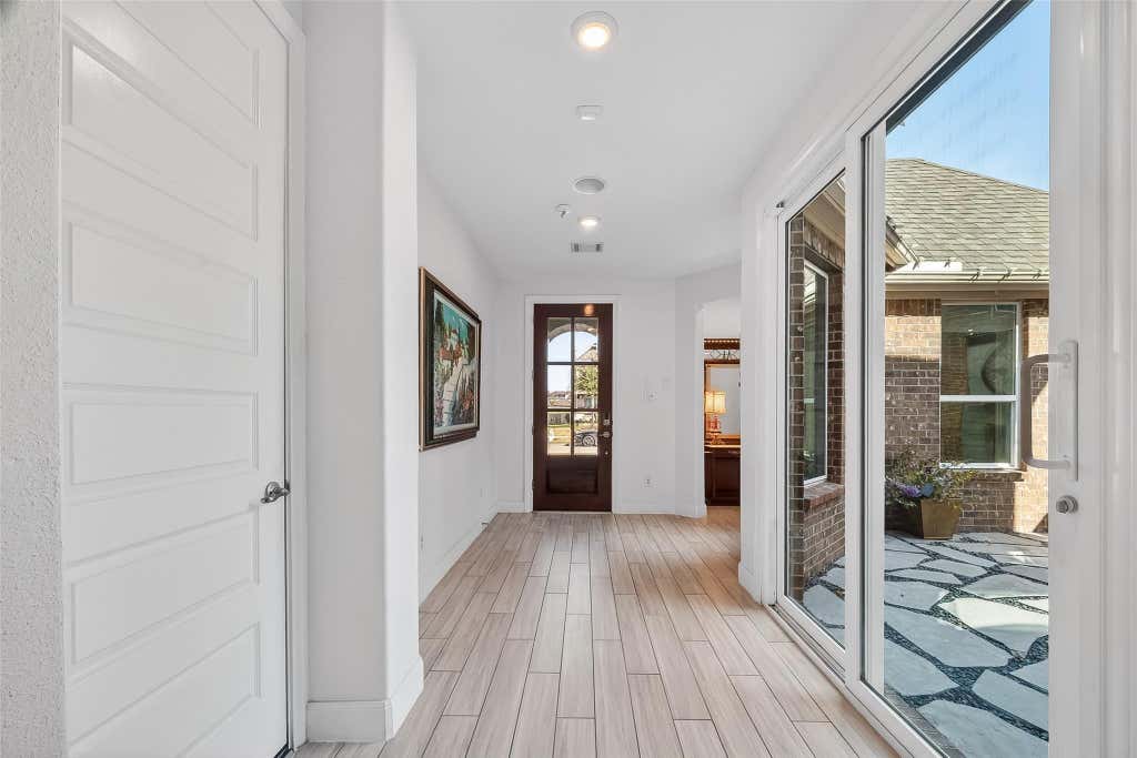 Photo of 51 Scepter Ridge, Sugar Land, TX 77498 (MLS # 81044052)
