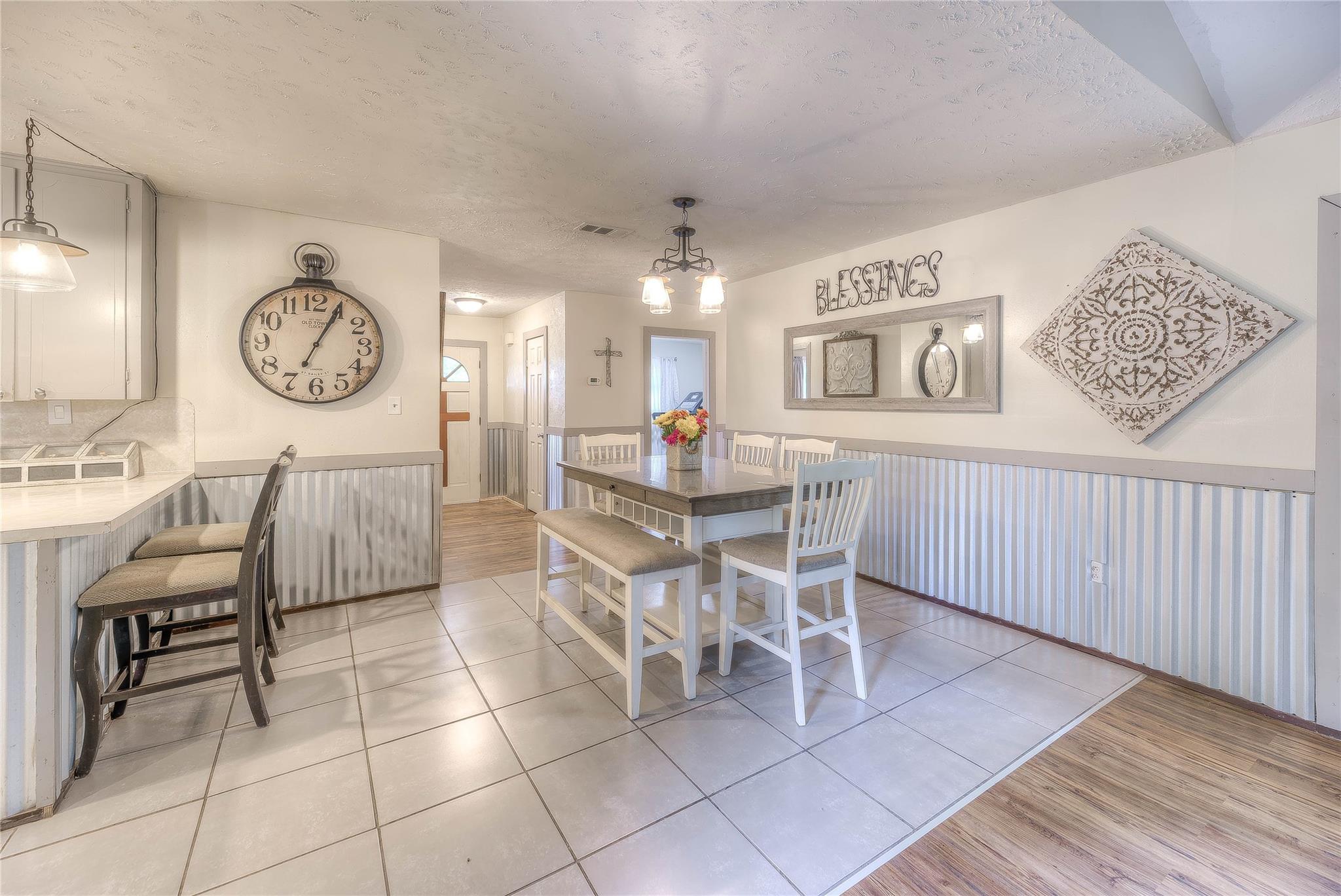 993 County Road 2271