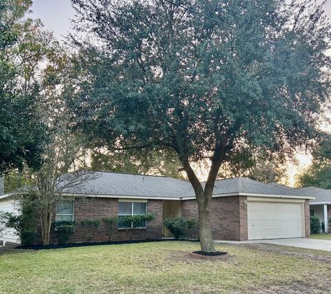 Photo of 16306 Many Trees Lane, Conroe, TX 77302 (MLS # 39534268)