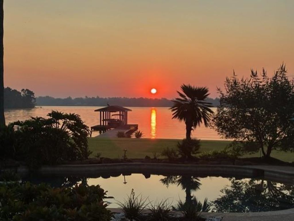 Photo of 6003 Royal Point Court, Kingwood, TX 77345 (MLS # 12638418)