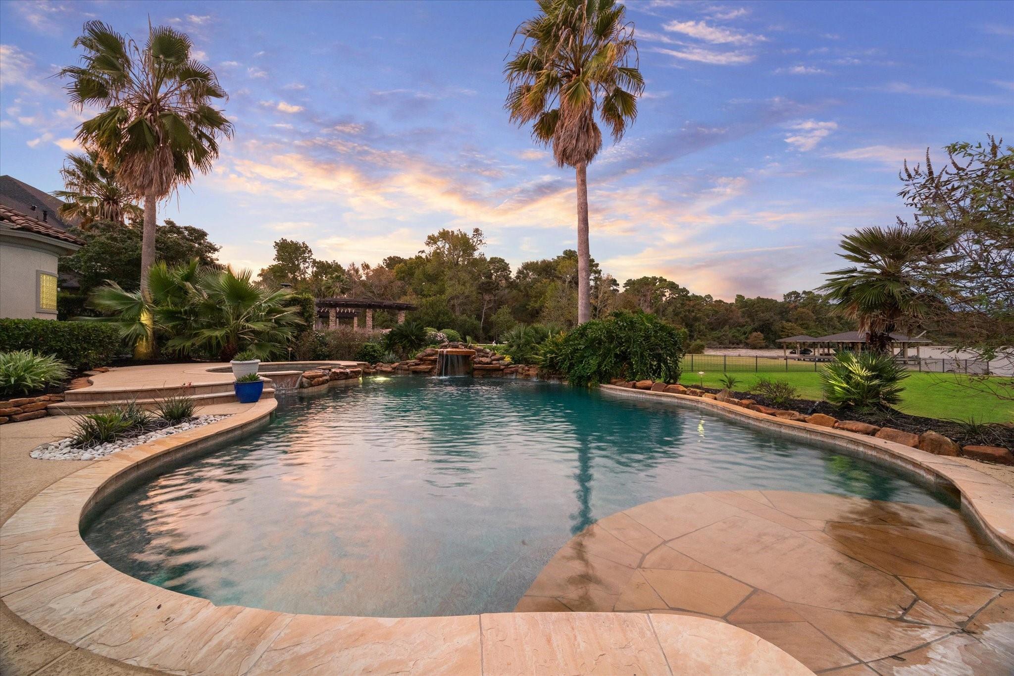 6003 Royal Point Court