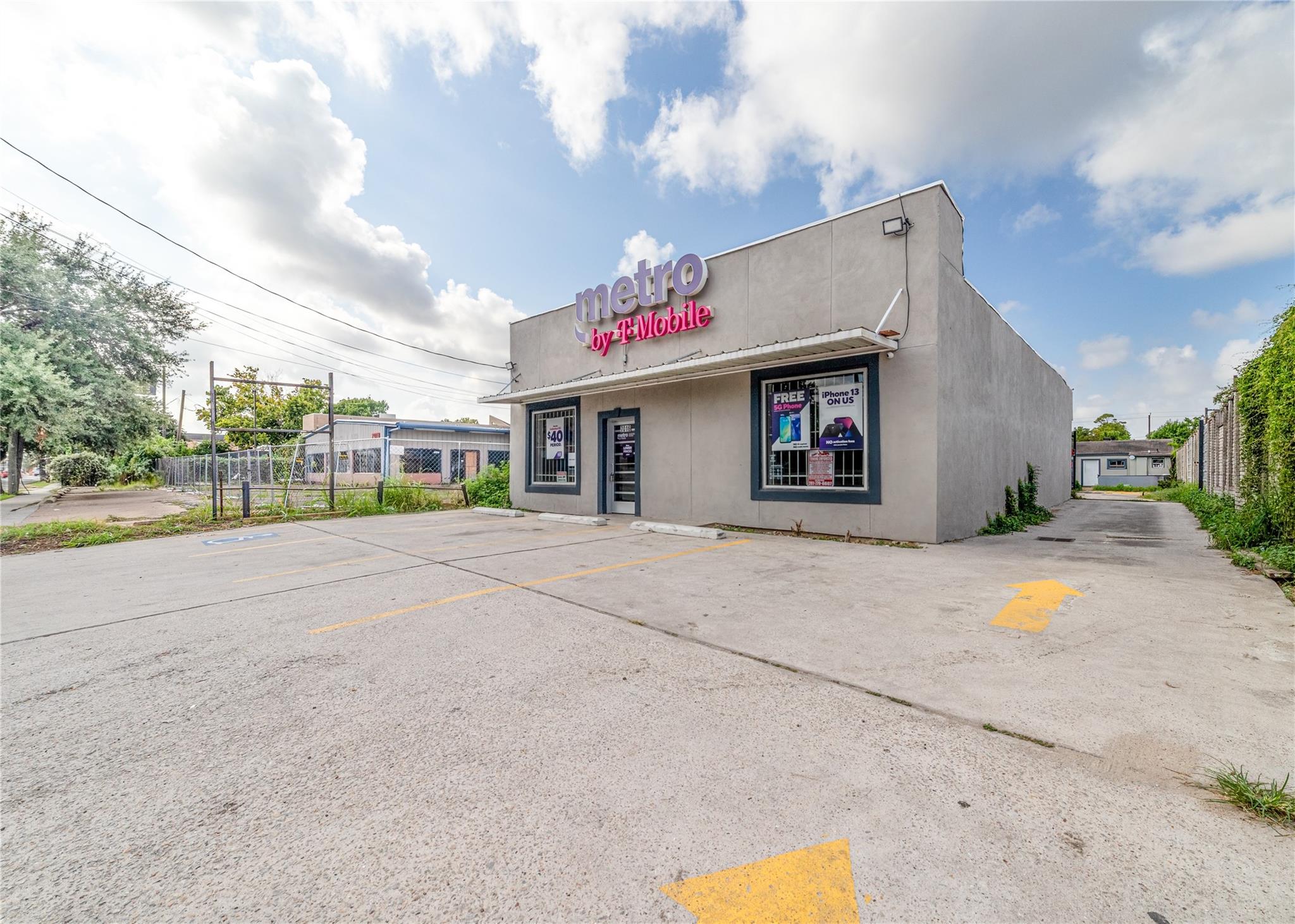 7016 Harrisburg Boulevard