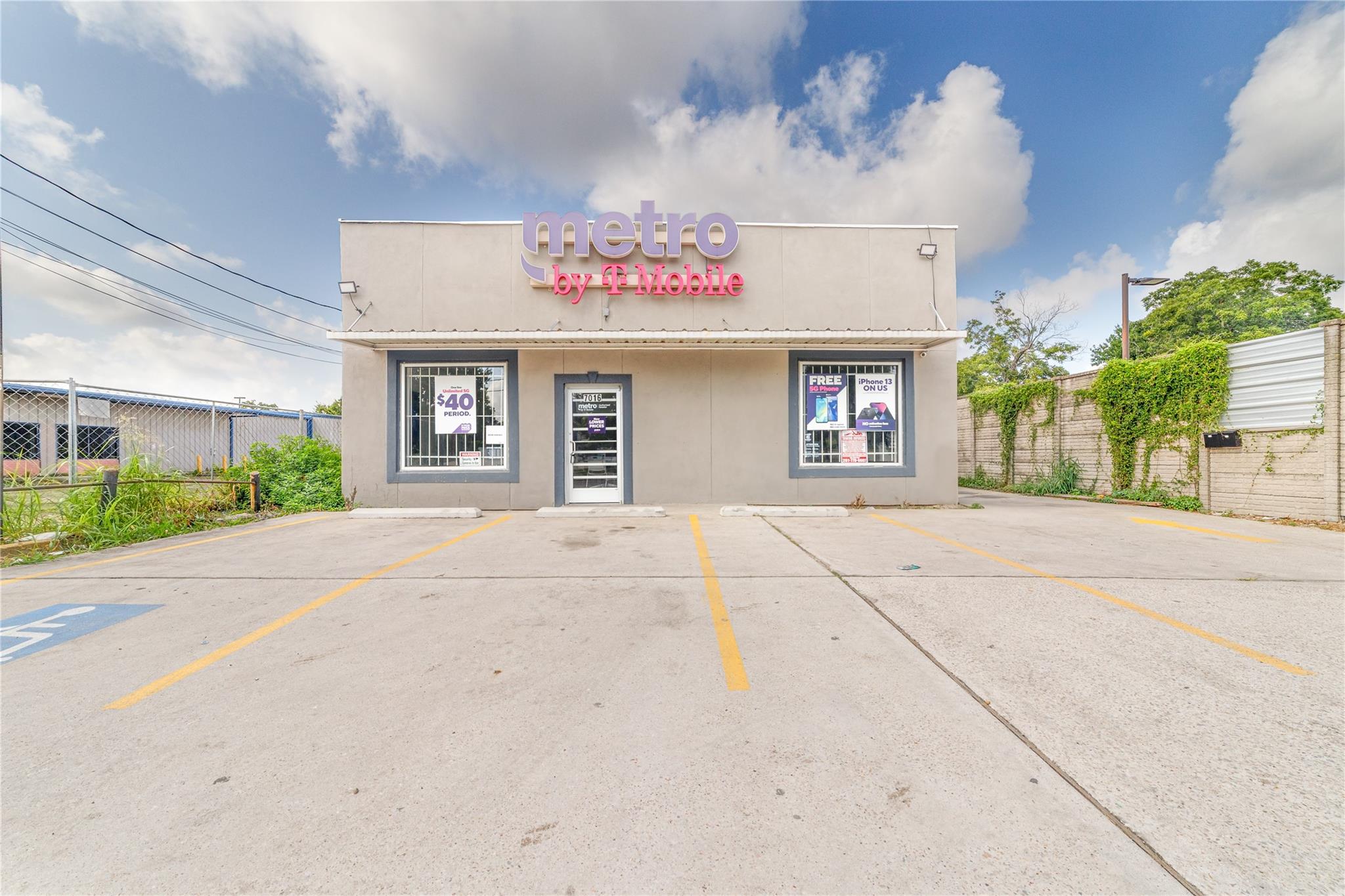 7016 Harrisburg Boulevard