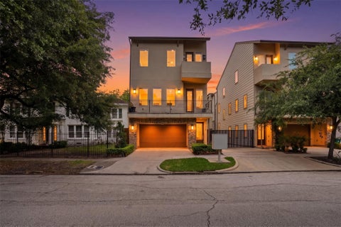 Homes For Sale - 215 Avondale Street<br/> Harris County, Houston, TX 77006