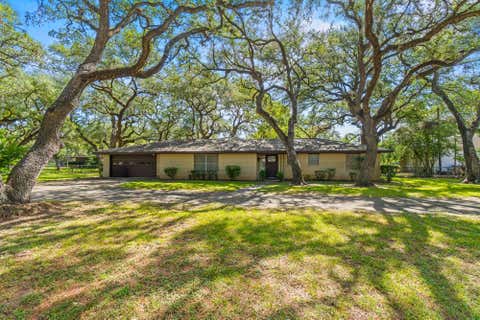 Photo of 113 Krupka Street, Columbus, TX 78934 (MLS # 17101058)