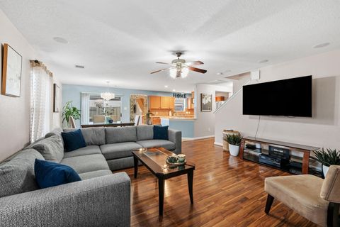 Photo of 2903 Valiant Scene Court, Houston, TX 77038 (MLS # 10240999)