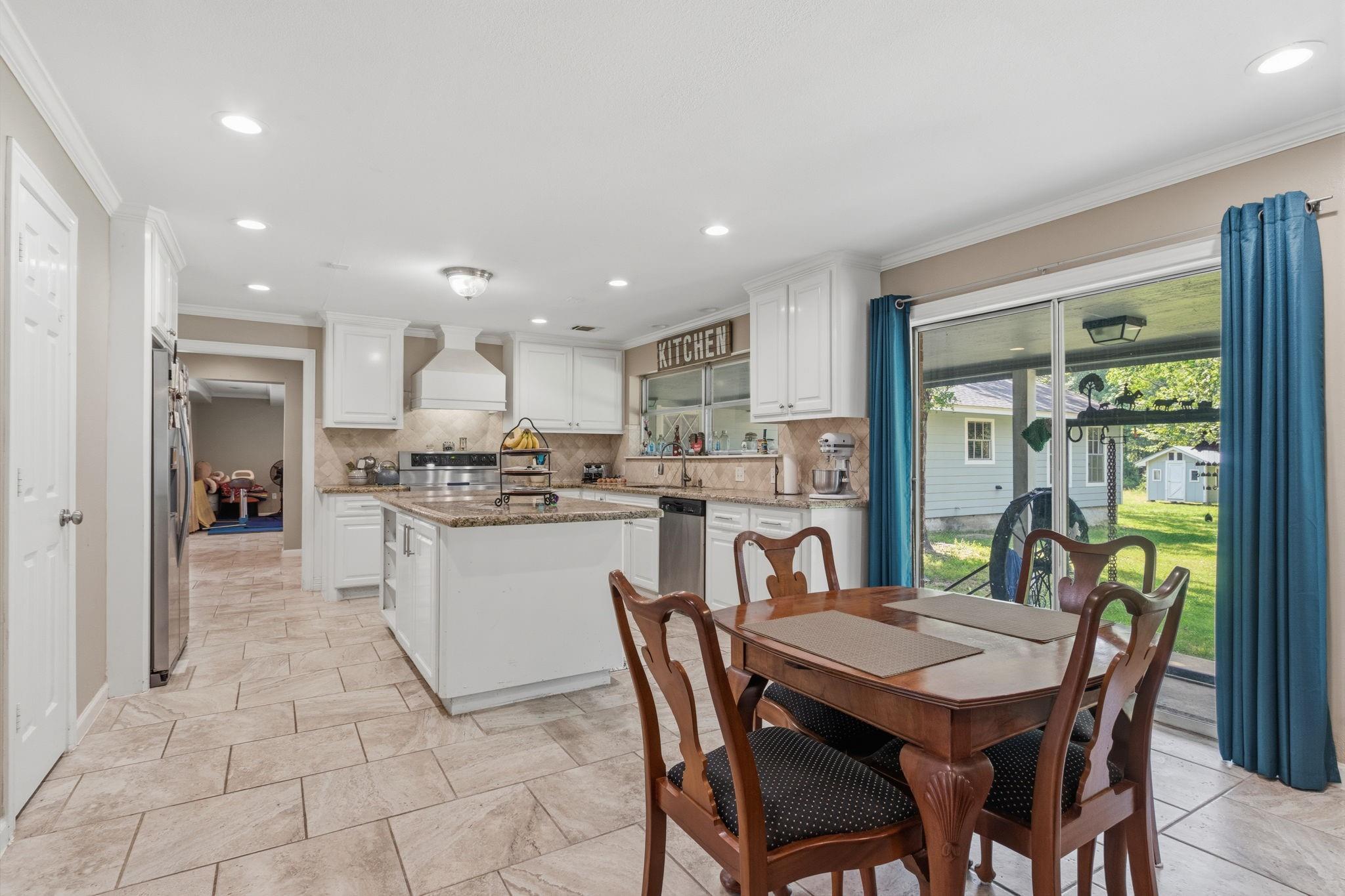Magnolia, Texas, 77355, United States, 5 Bedrooms Bedrooms, ,4 BathroomsBathrooms,Residential,Active,2042161
