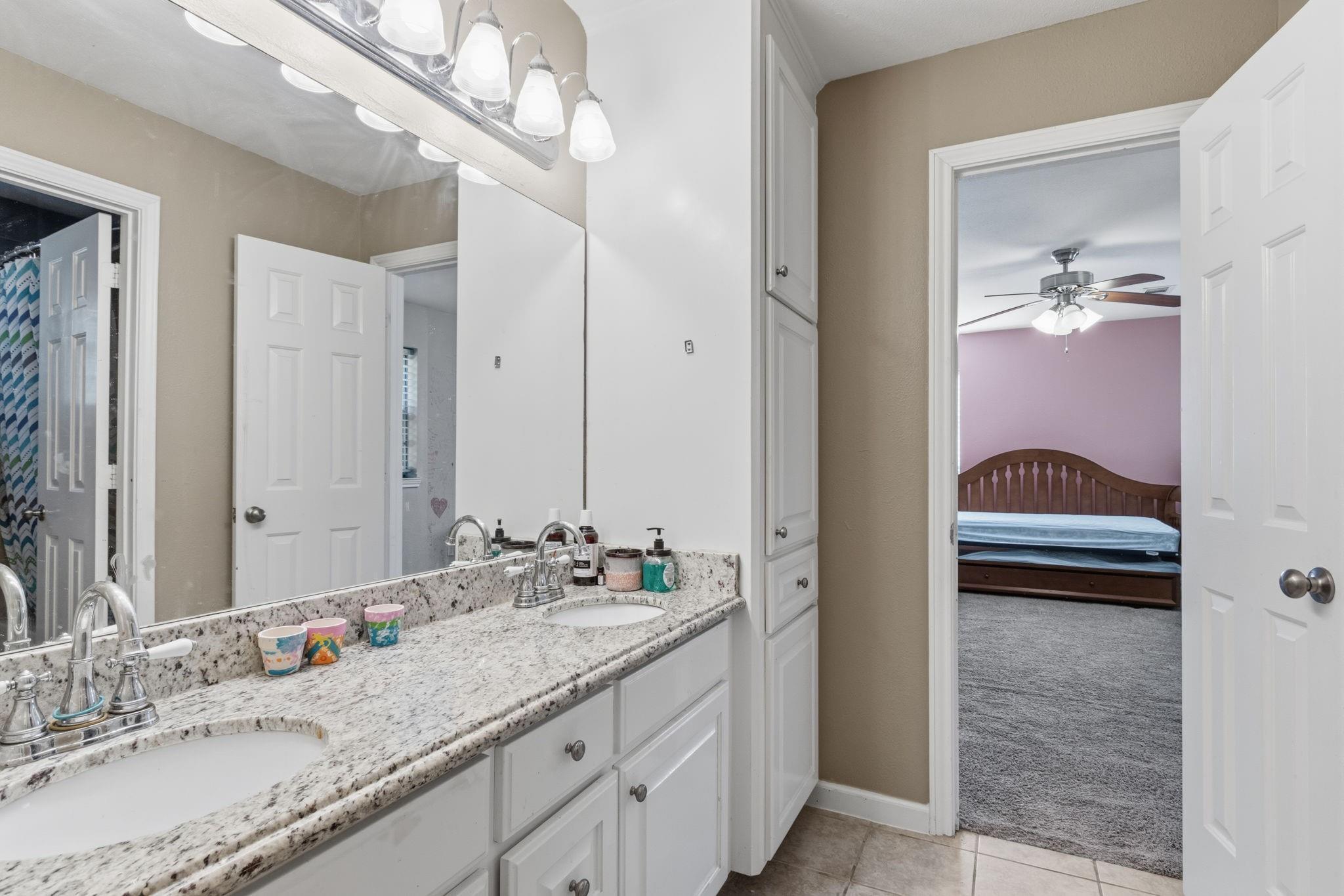 Magnolia, Texas, 77355, United States, 5 Bedrooms Bedrooms, ,4 BathroomsBathrooms,Residential,Active,2042161