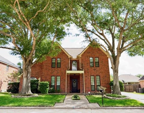 Photo of 608 Westview Terrace Drive, Sealy, TX 77474 (MLS # 39691942)