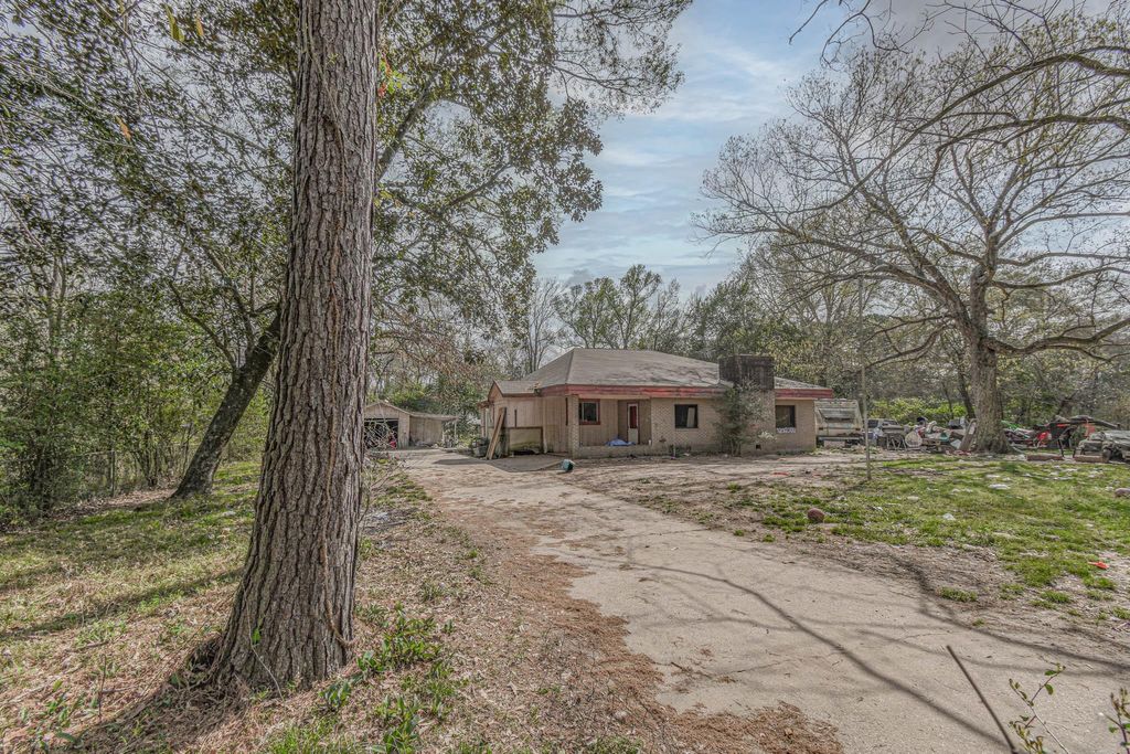 Photo of 24786 Pecan Drive, New Caney, TX 77357 (MLS # 94924061)