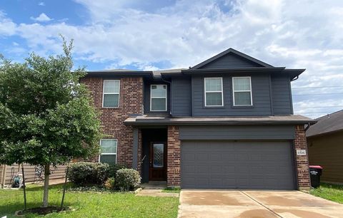 Photo of 17506 Solly Oak Place, Humble, TX 77396 (MLS # 5269920)